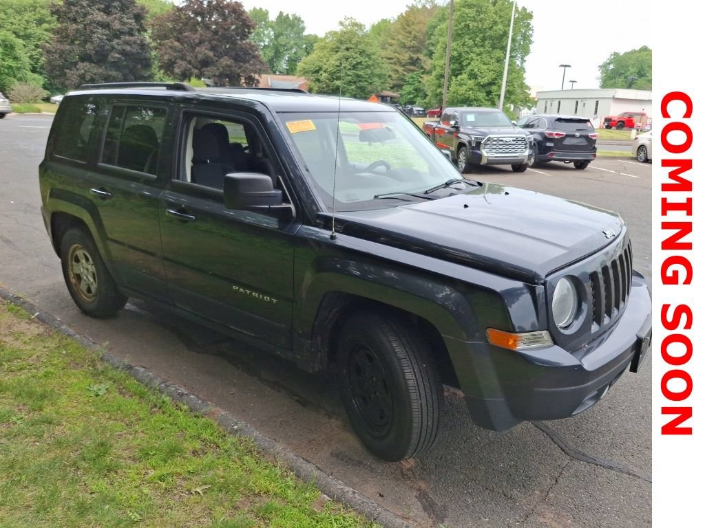 Used 2016 Jeep Patriot Sport w/ Power Value Group FWD image 4