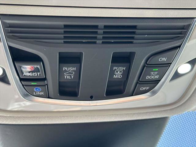 Used 2023 Acura MDX Advance Package image 35