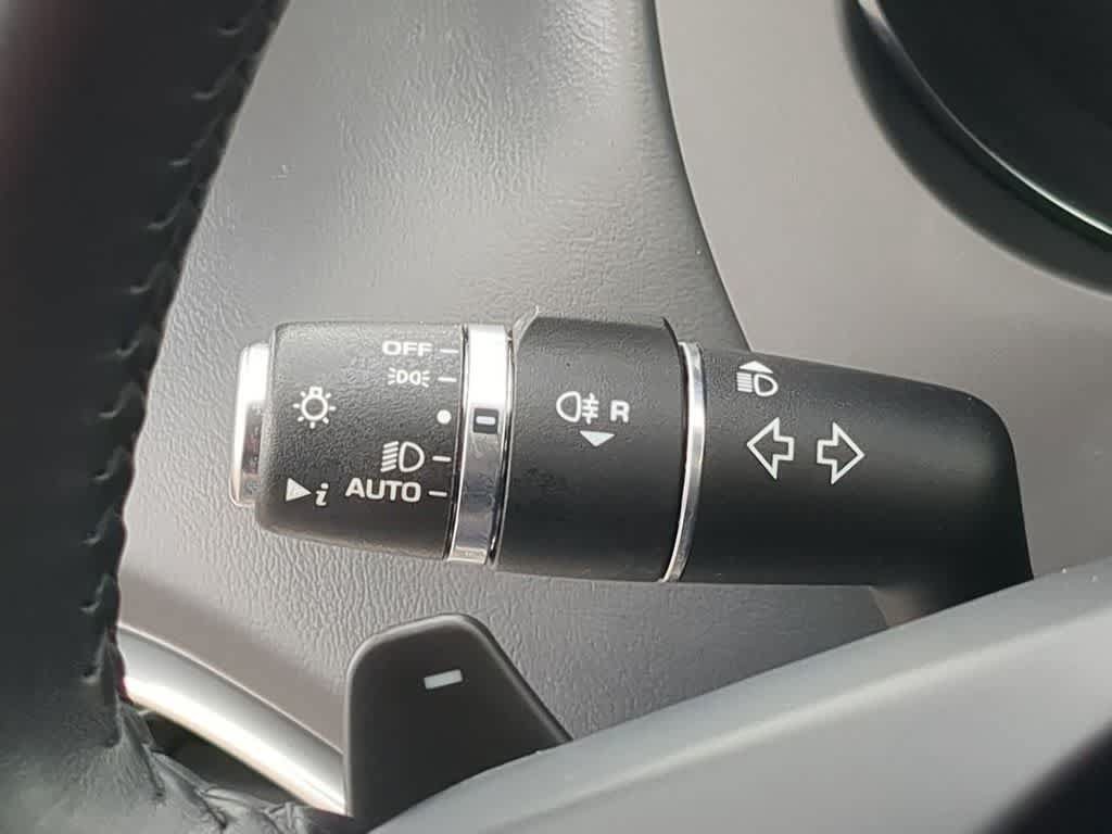Used 2020 Jaguar F-PACE Premium AWD/4WD image 25