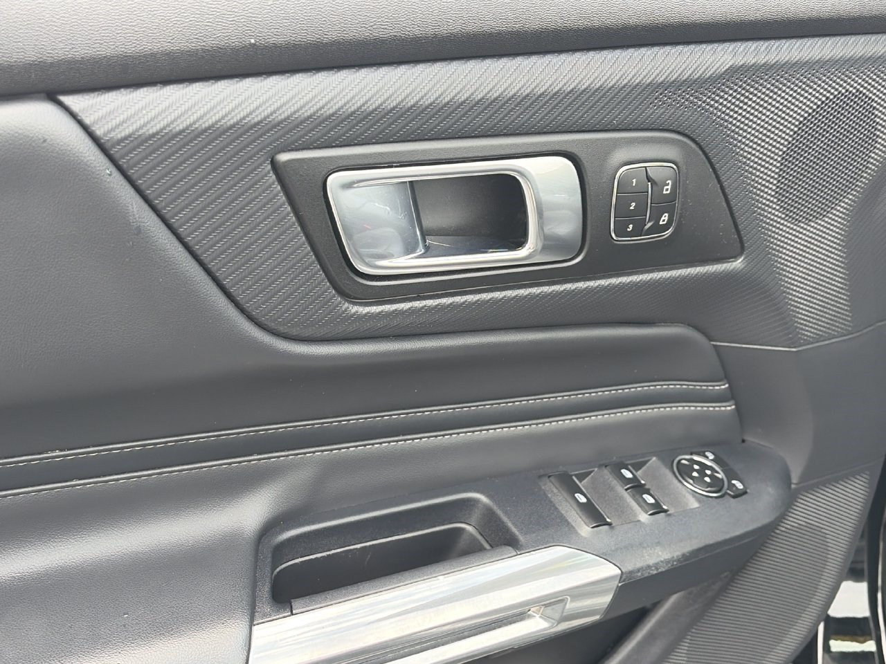 Used 2024 Ford Mustang Premium RWD image 19