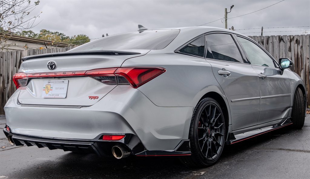 Used 2020 Toyota Avalon TRD image 5