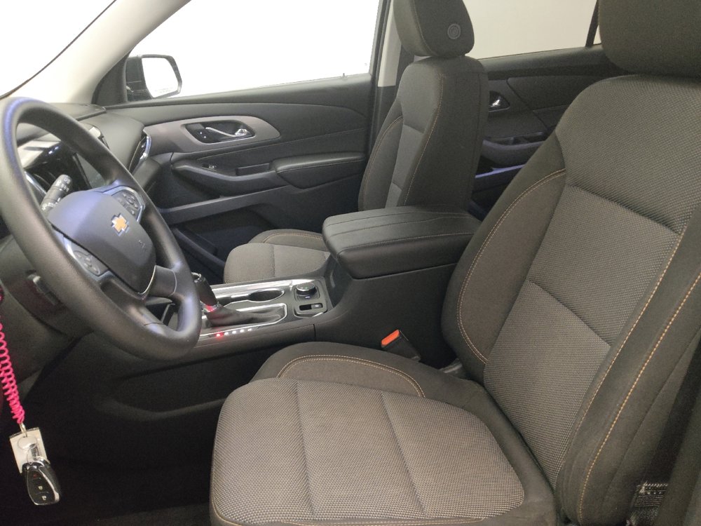 Used 2019 Chevrolet Traverse LS image 17