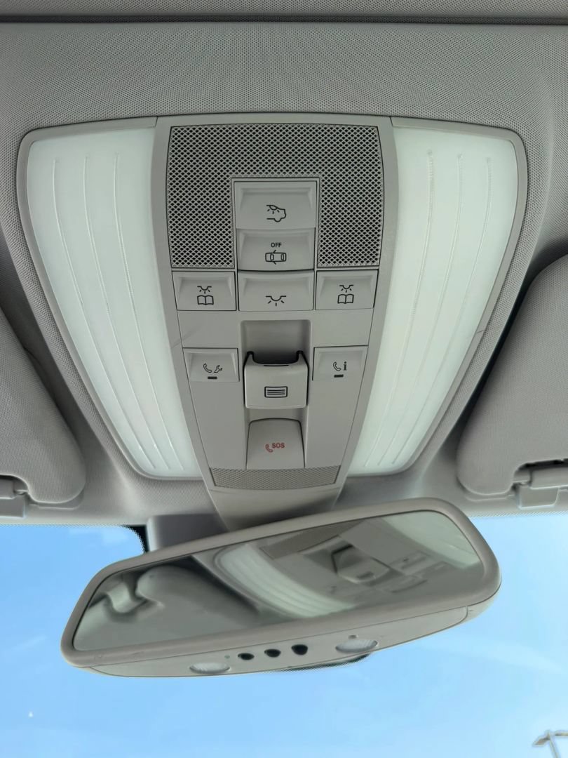 Used 2015 Mercedes-Benz E 350 Sedan image 29