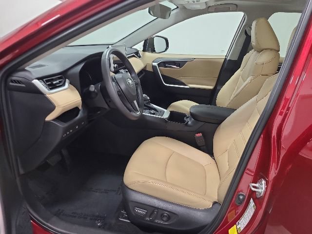 Used 2024 Toyota RAV4 XLE Premium w/ Weather Package AWD/4WD image 19