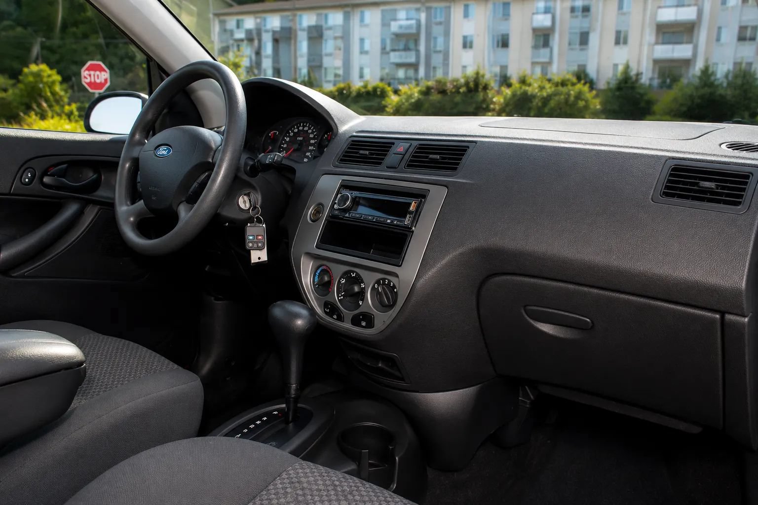 Used 2005 Ford Focus SE FWD image 15