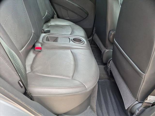 Used 2015 Chevrolet Spark LT FWD image 17