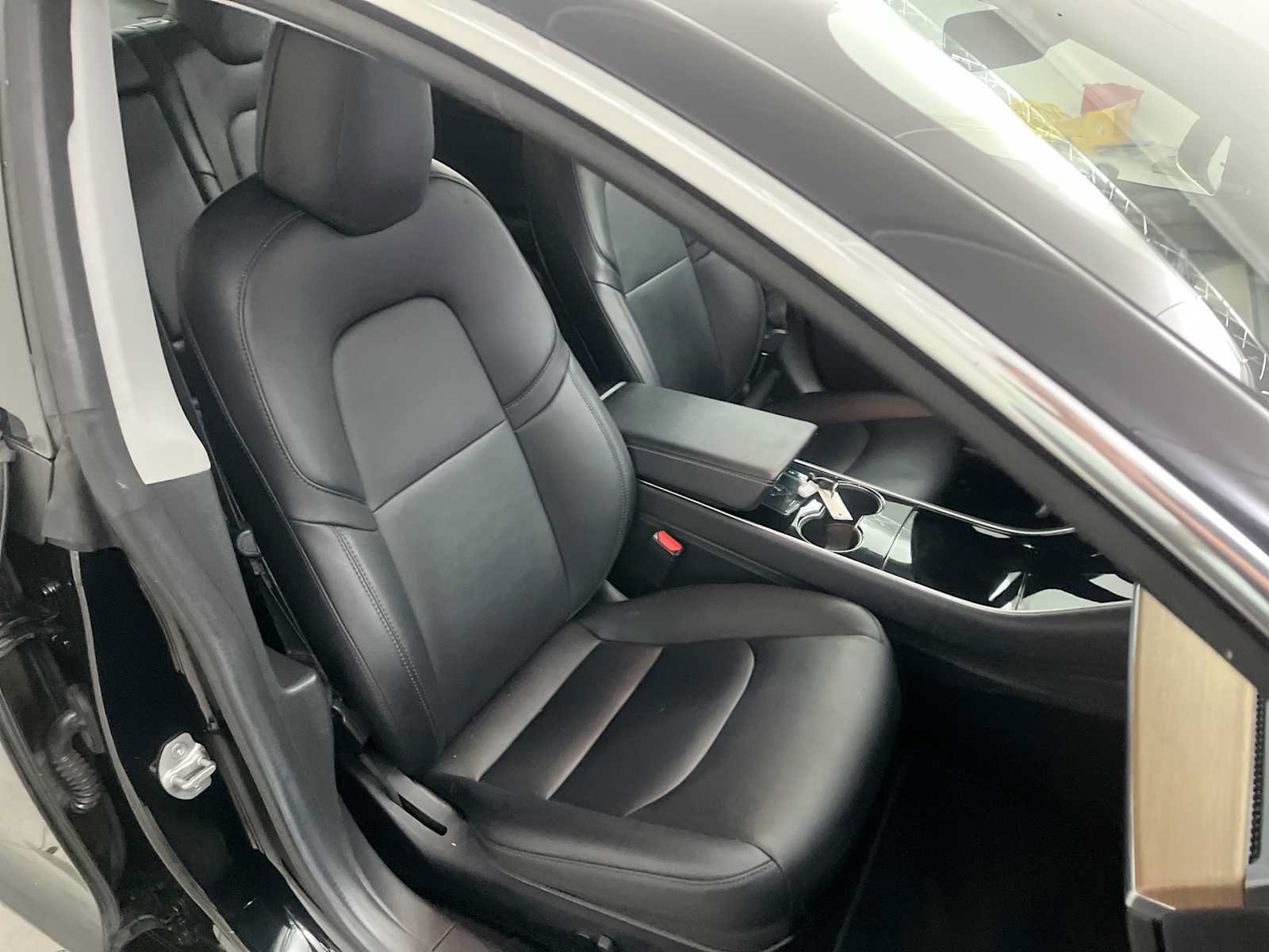 Used 2018 Tesla Model 3 Long Range RWD image 32