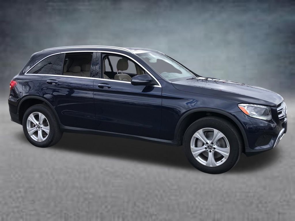 Used 2018 Mercedes-Benz GLC 300 4MATIC image 11