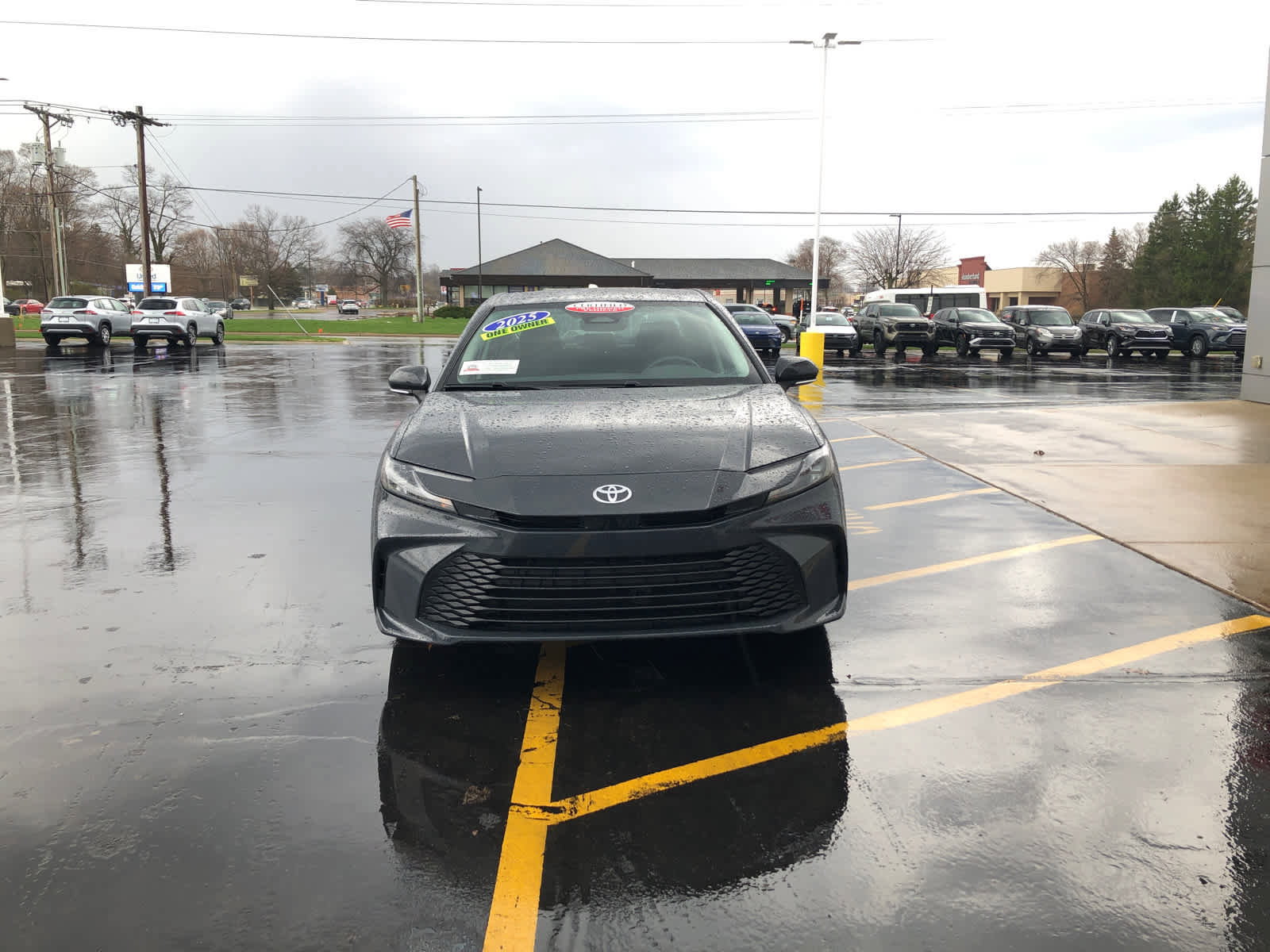 Certified 2025 Toyota Camry LE image 5