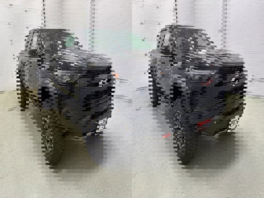 New 2026 Chevrolet Colorado ZR2 w/ Technology Package image 2