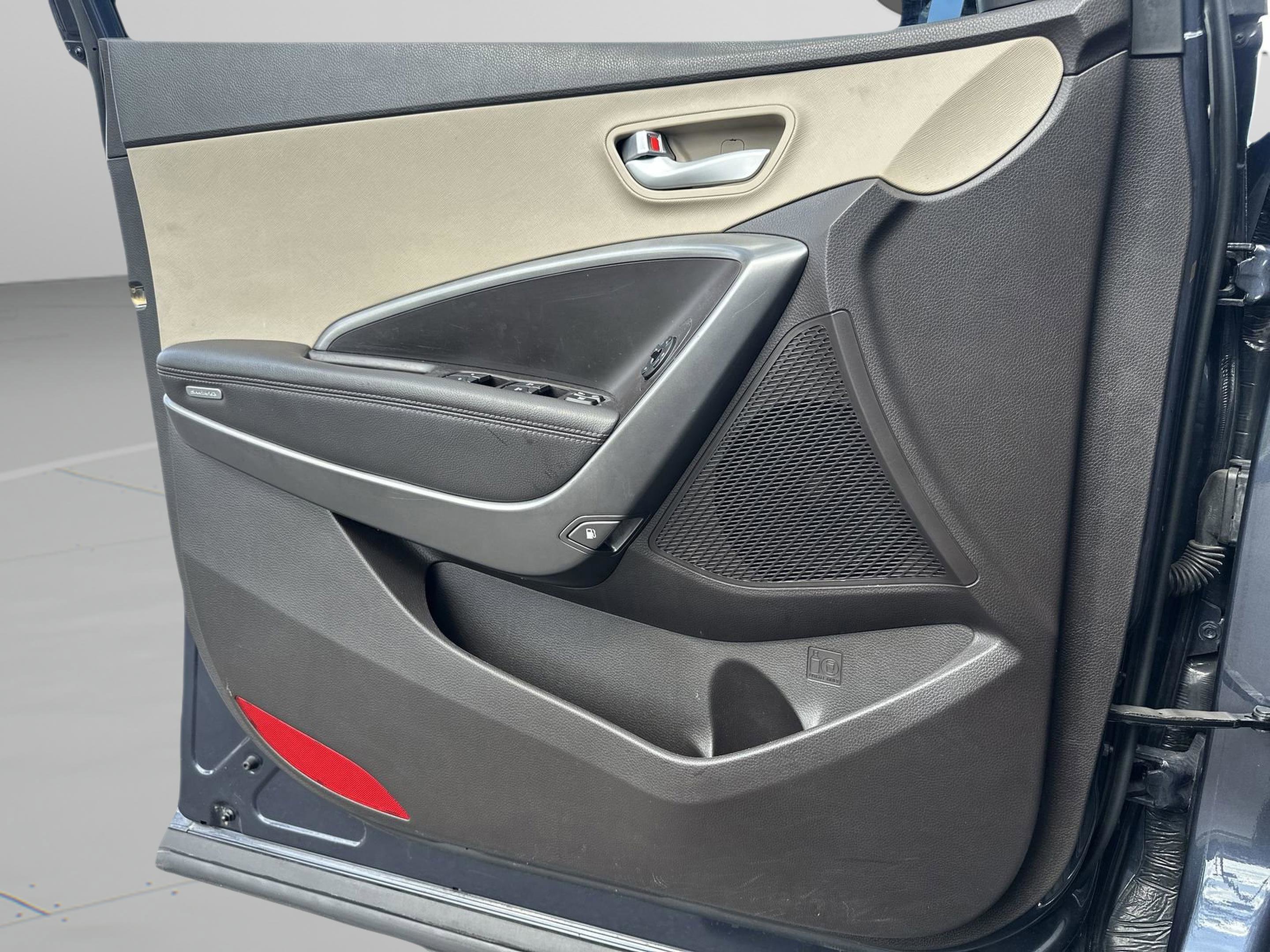 Used 2017 Hyundai Santa Fe Sport image 21