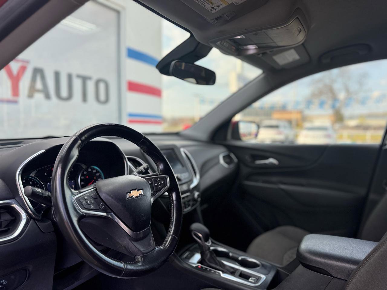 Used 2022 Chevrolet Equinox LT image 38