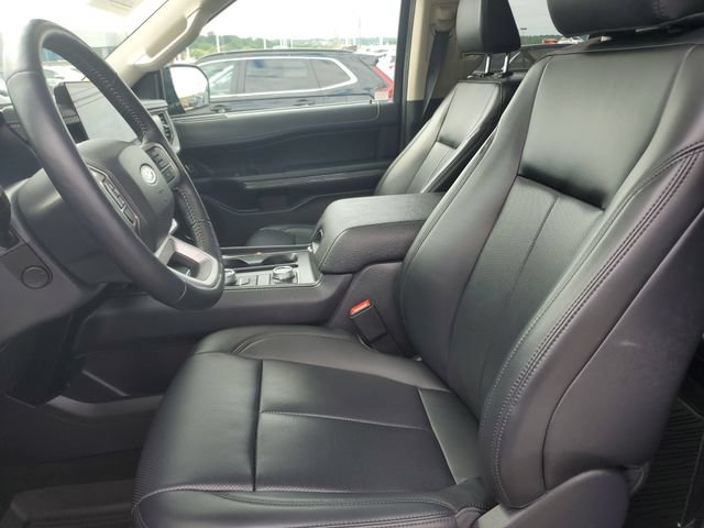 Used 2024 Ford Expedition Max XLT AWD/4WD image 23