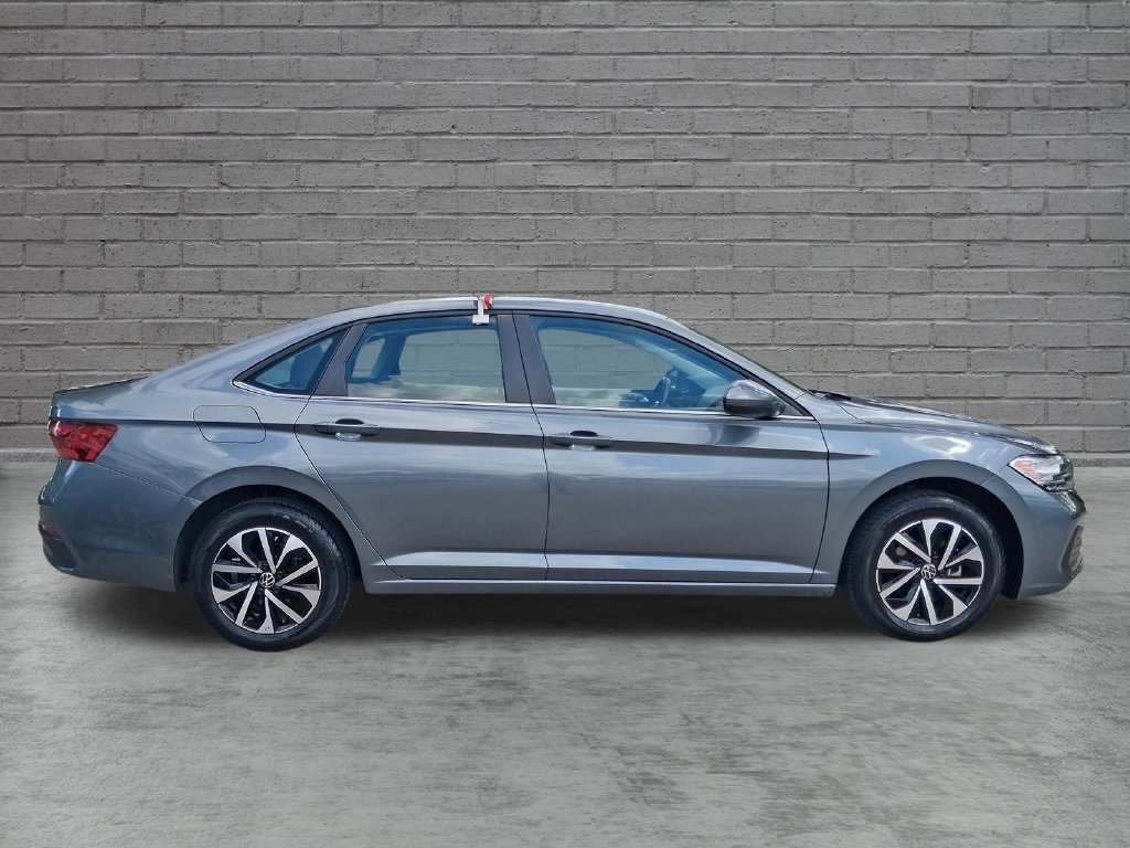 Certified 2024 Volkswagen Jetta S FWD image 10