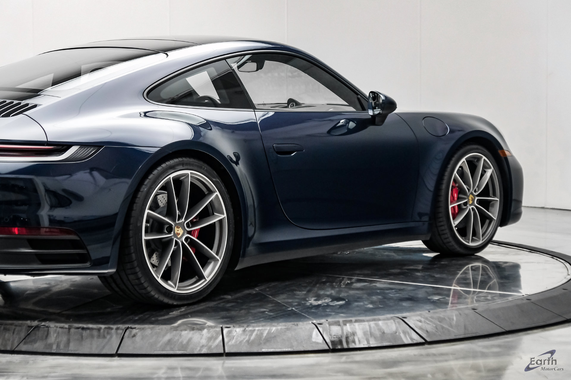 Used 2020 Porsche 911 Carrera 4S AWD/4WD image 18