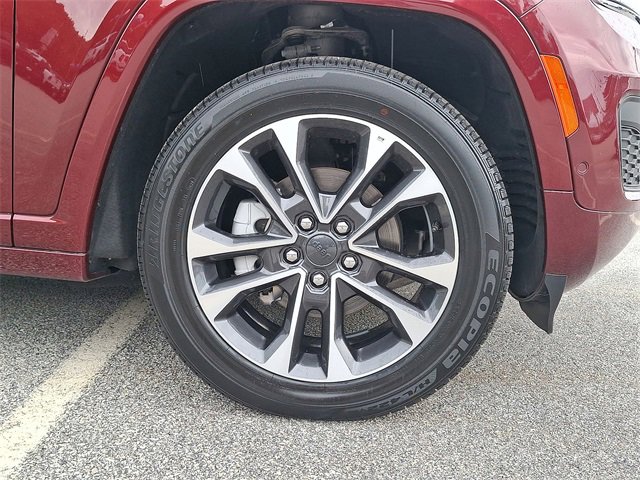 Certified 2024 Jeep Grand Cherokee Overland w/ Luxury Tech Group IV image 27