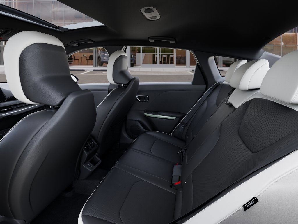 New 2025 Kia K4 GT-Line Turbo FWD image 18