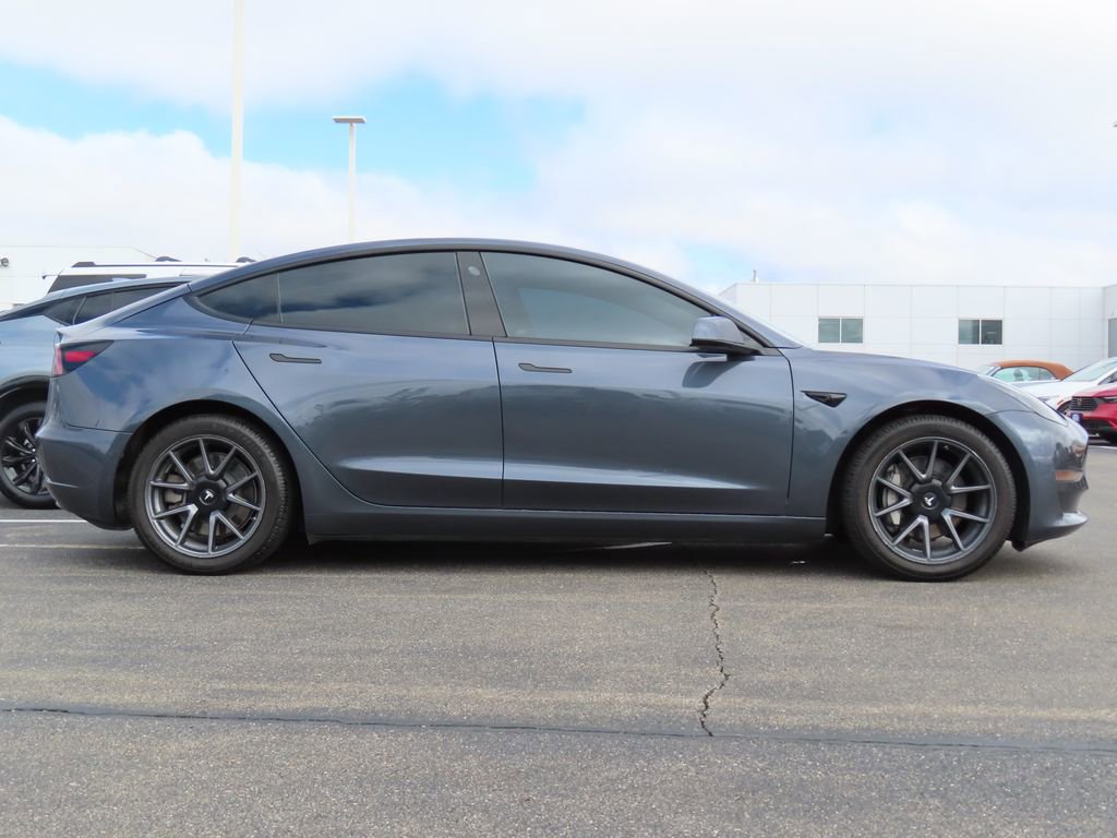 Used 2022 Tesla Model 3 Long Range image 2