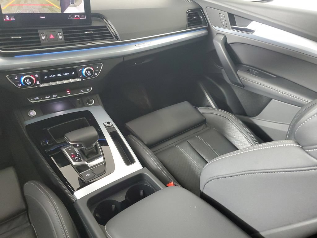 Used 2025 Audi Q5 2.0T Premium Plus w/ Premium Plus Package AWD/4WD image 17