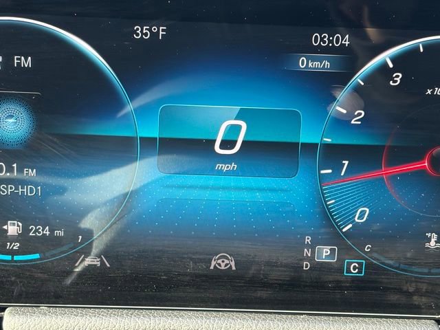 Used 2022 Mercedes-Benz GLA 250 4MATIC image 24