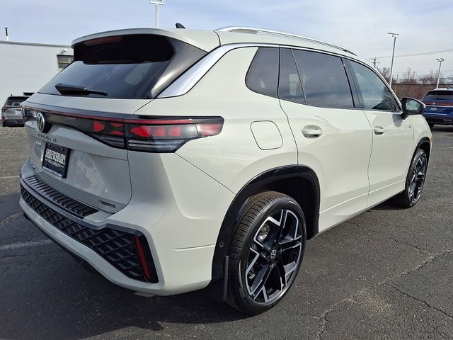 New 2026 Volkswagen Tiguan SEL R-Line image 4