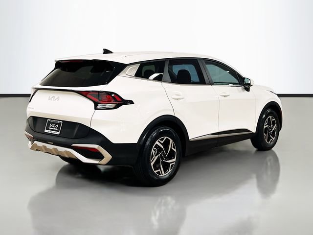 Certified 2024 Kia Sportage LX image 7