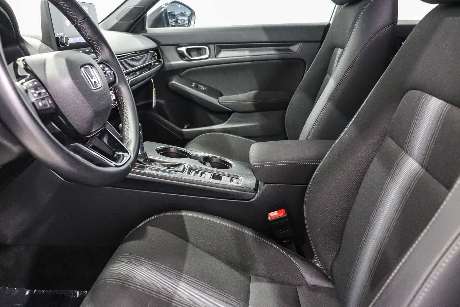 Used 2025 Honda Civic Sport image 17