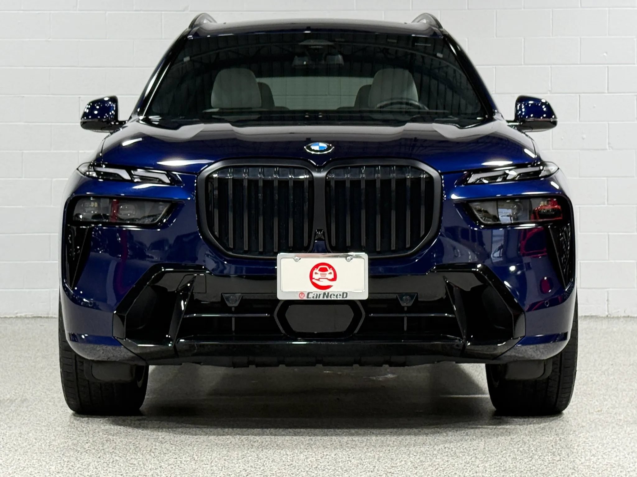 Used 2024 BMW X7 xDrive40i w/ M Sport Package AWD/4WD image 3