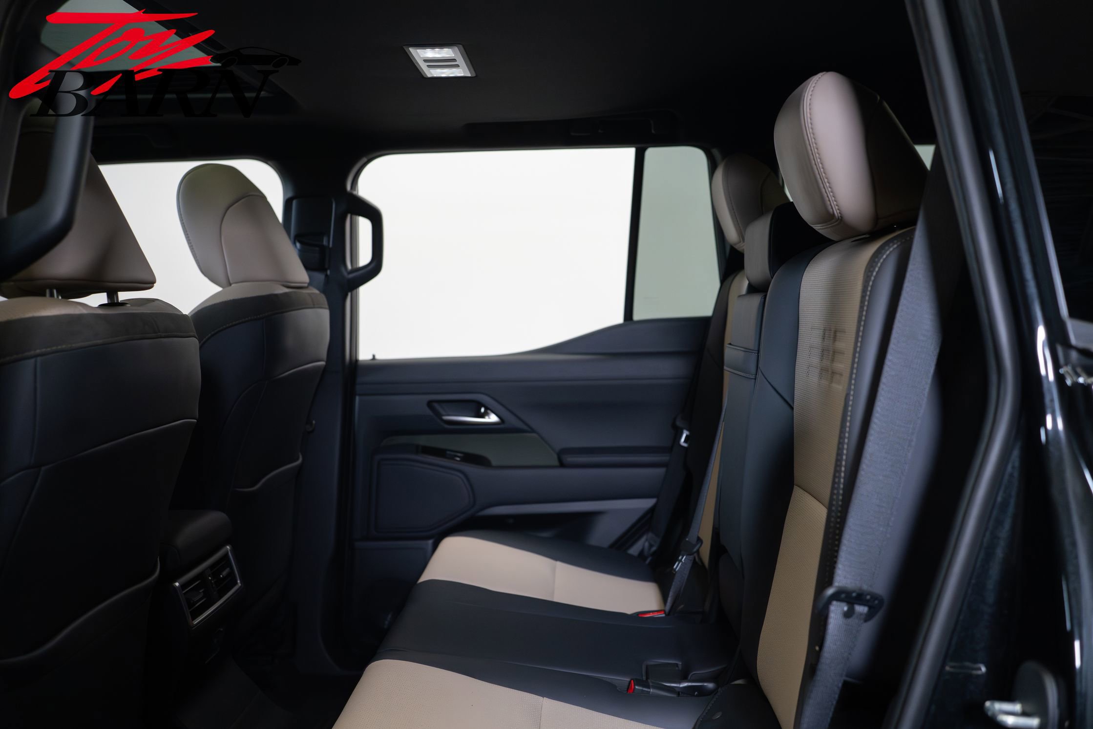 Used 2024 Lexus GX 550 AWD/4WD image 42