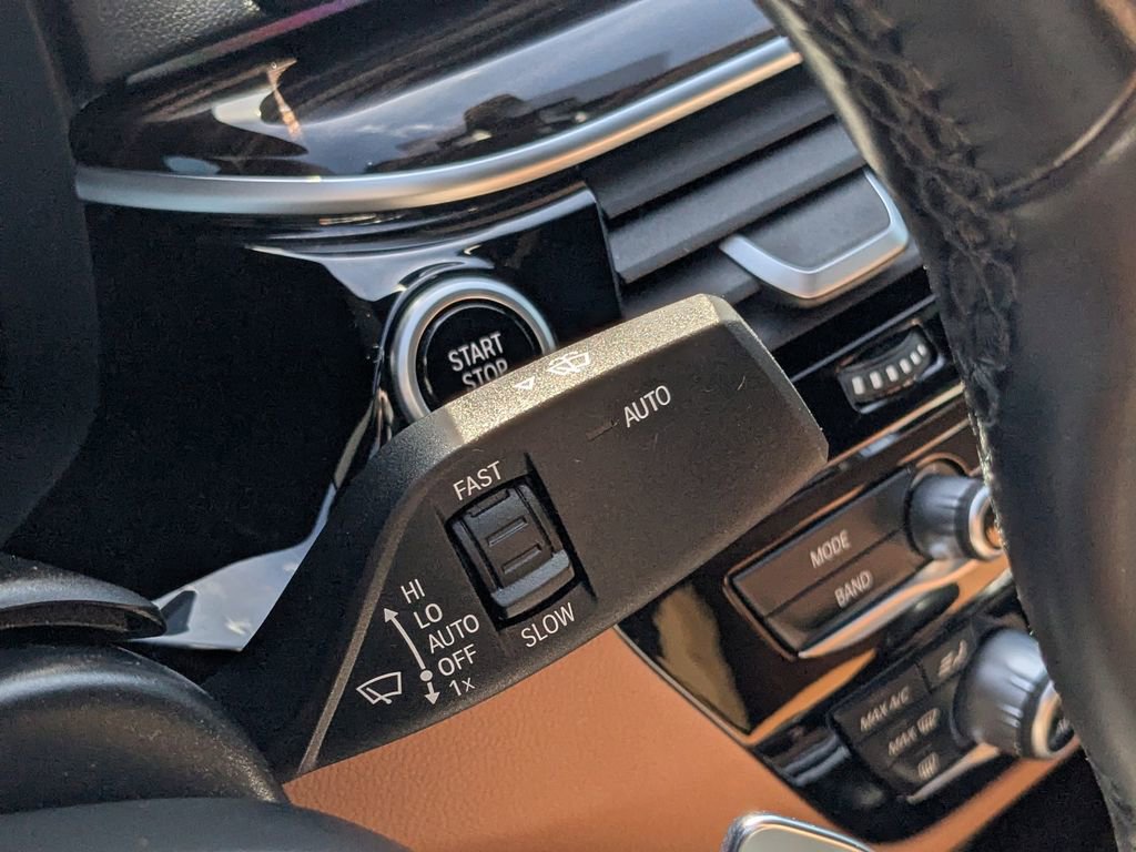 Used 2023 BMW 540i w/ M Sport Package RWD image 25