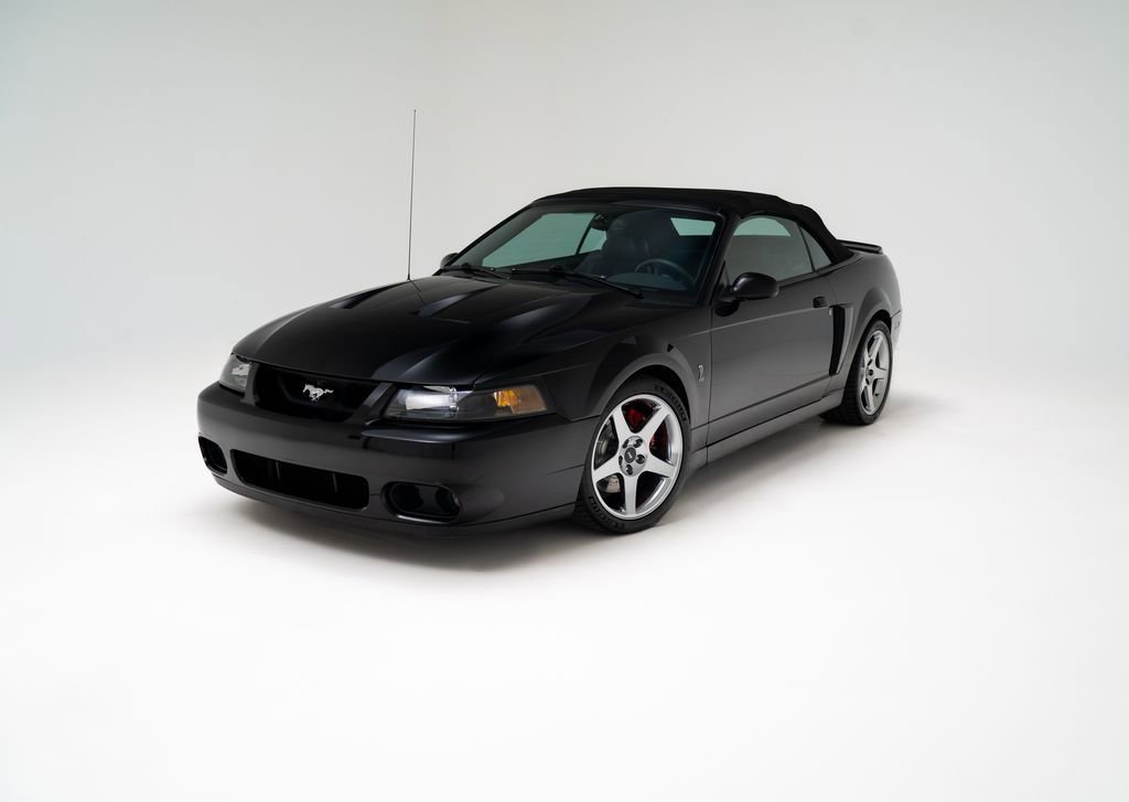 Used 2004 Ford Mustang Cobra RWD image 45