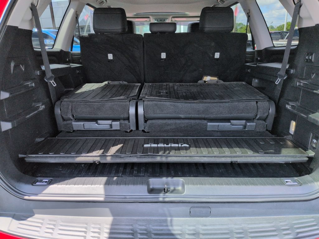 Certified 2023 Toyota Sequoia SR5 w/ SR5 Premium Package AWD/4WD image 23