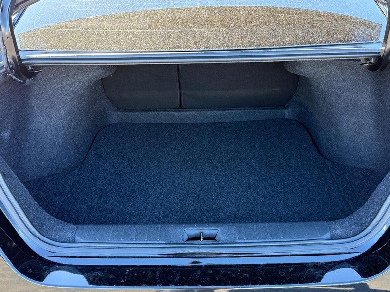 Used 2022 Nissan Sentra SV image 4