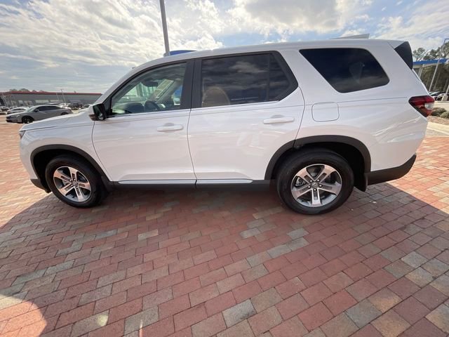 Used 2025 Honda Pilot EX-L image 30