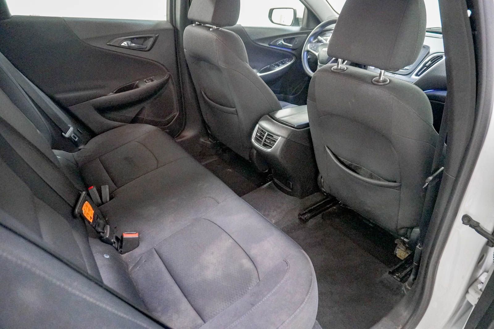 Used 2016 Chevrolet Malibu LT FWD image 29