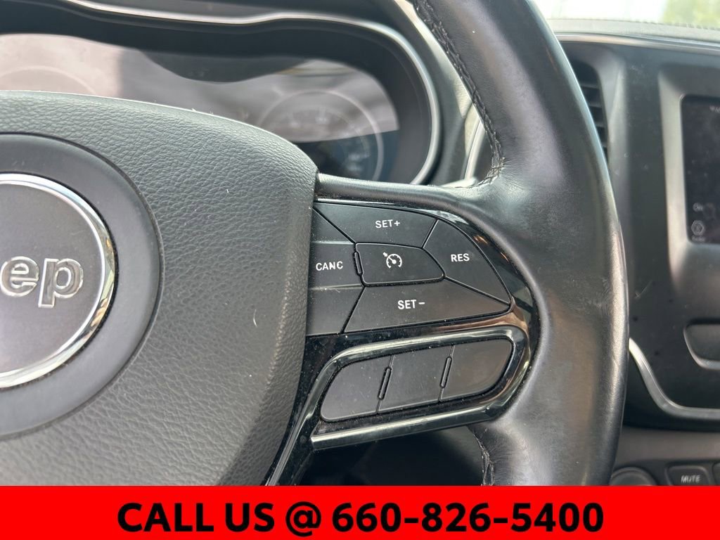 Used 2019 Jeep Cherokee Latitude Plus image 10