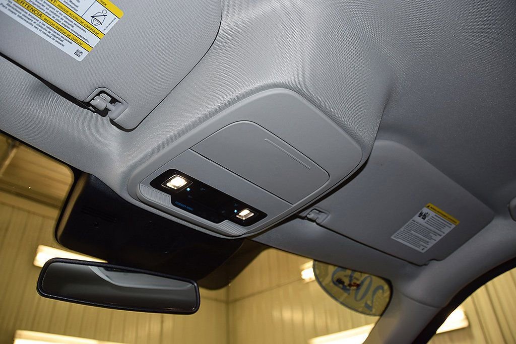 Used 2025 Ford Expedition Max Active AWD/4WD image 29