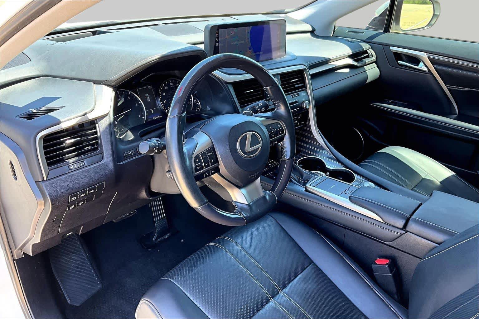 Used 2020 Lexus RX 350 FWD w/ Luxury Package image 18