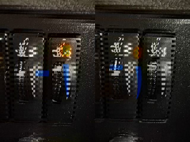 Used 2017 Toyota Sienna XLE w/ XLE Navigation Package AWD/4WD image 10