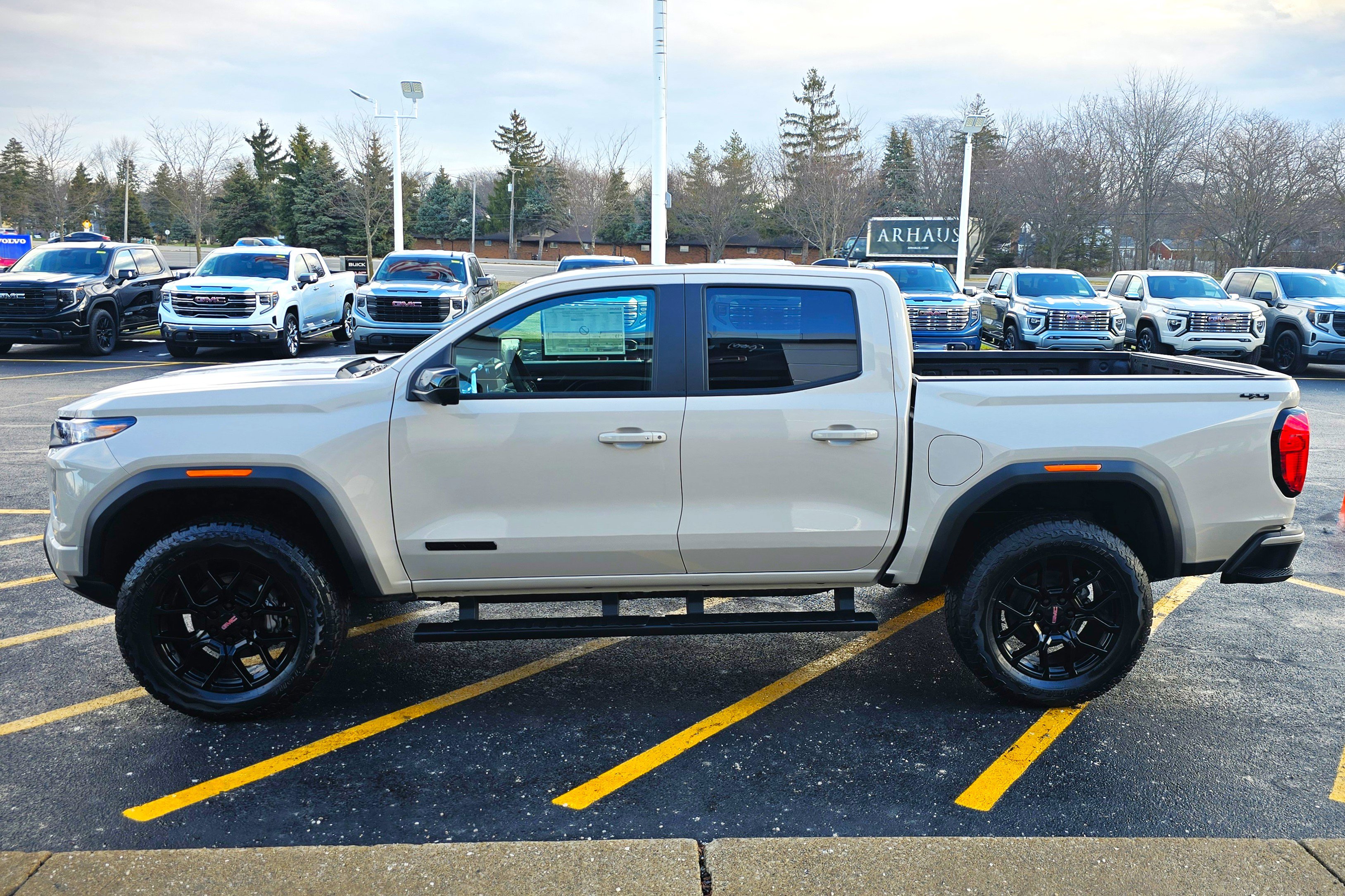 New 2026 GMC Canyon Elevation w/ Convenience Package image 5