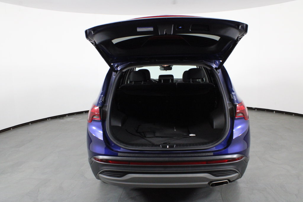 Certified 2023 Hyundai Santa Fe SEL FWD image 17
