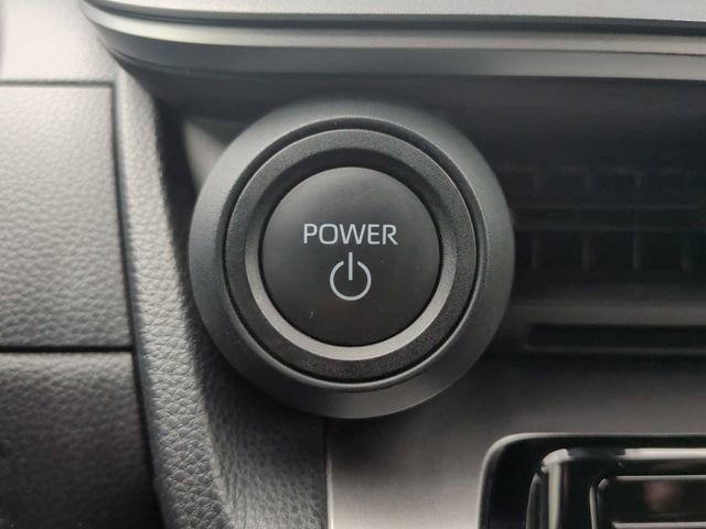 Used 2023 Toyota Prius LE FWD image 22