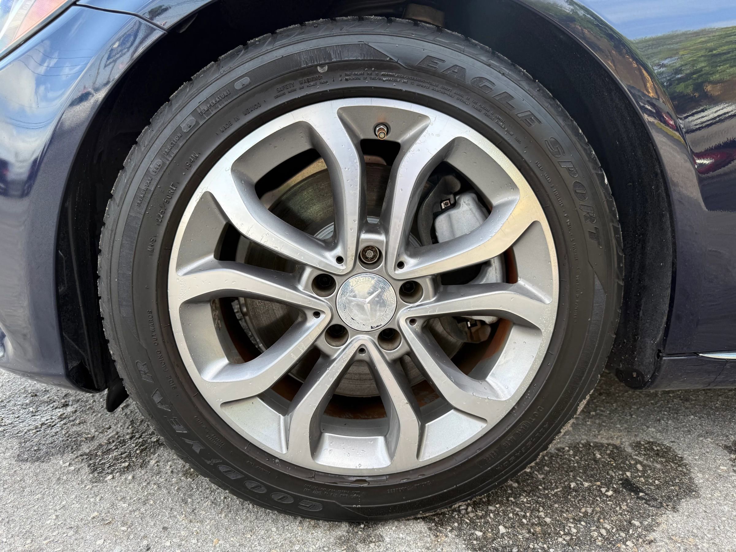 Used 2015 Mercedes-Benz C 300 Sedan image 19