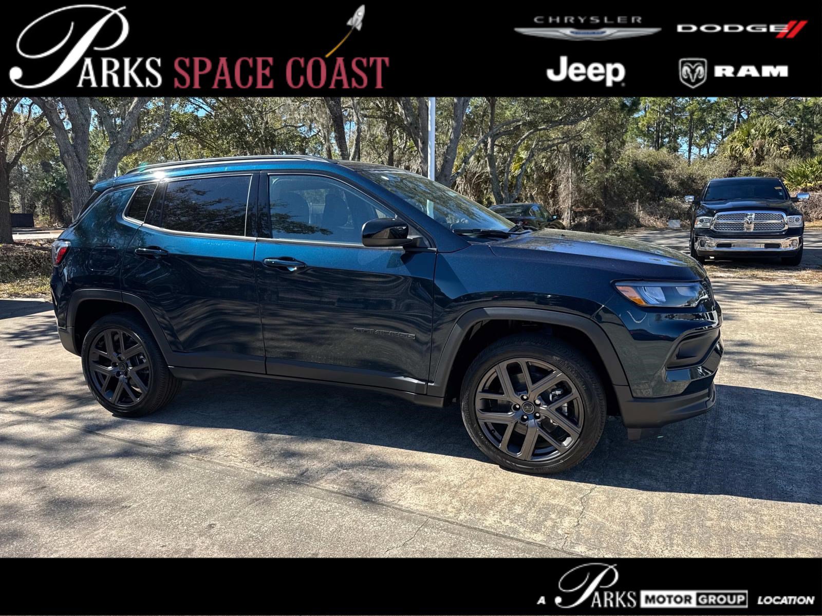 New 2026 Jeep Compass Latitude AWD/4WD image 1