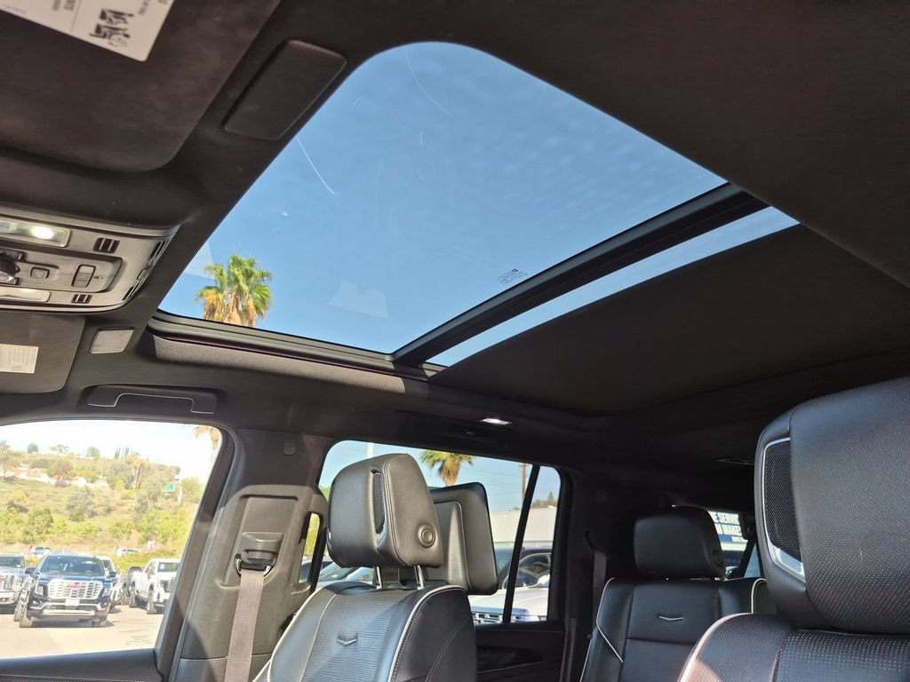 Used 2021 Cadillac Escalade ESV Sport w/ Driver Assist Tech Package AWD/4WD image 11