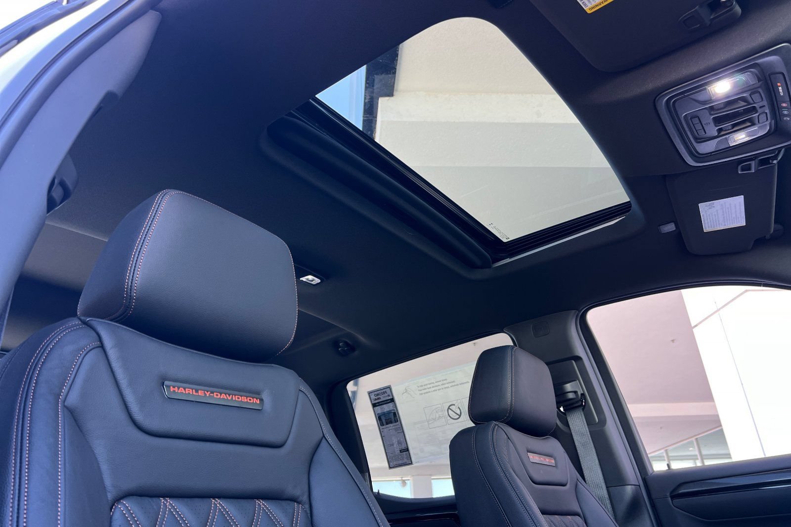 New 2026 GMC Sierra 1500 AT4 w/ AT4 Premium Package AWD/4WD image 14