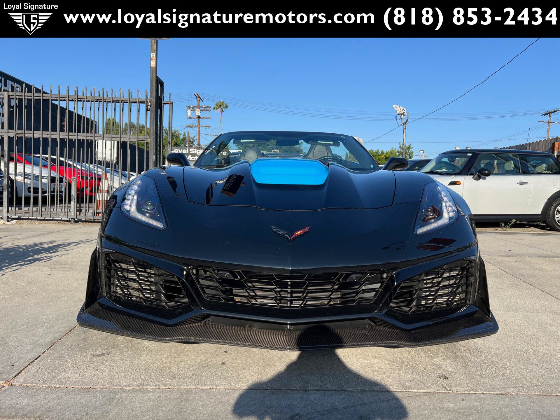 Used 2019 Chevrolet Corvette ZR1 RWD image 2