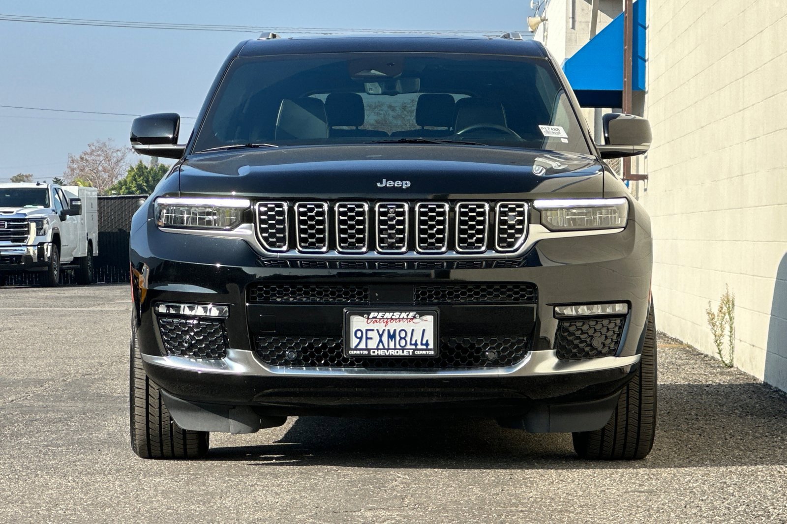 Used 2023 Jeep Grand Cherokee L Summit image 9