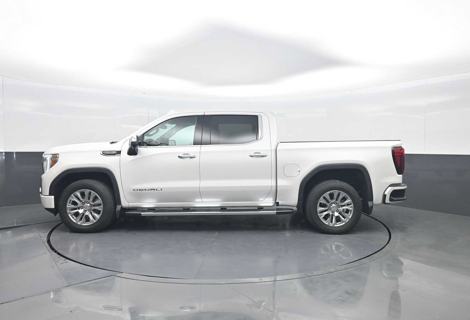 Used 2021 GMC Sierra 1500 Denali w/ Driver Alert Package II AWD/4WD image 5