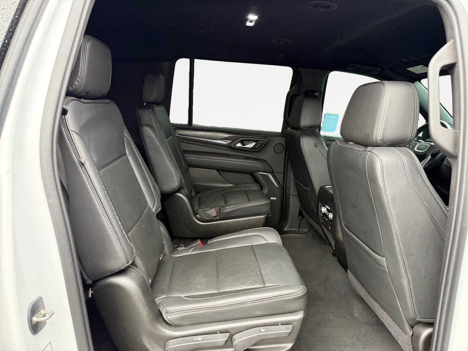 Used 2021 GMC Yukon XL Denali image 18